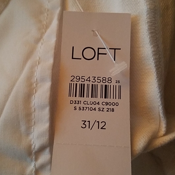 Loft Shorts - Picture 6 of 9